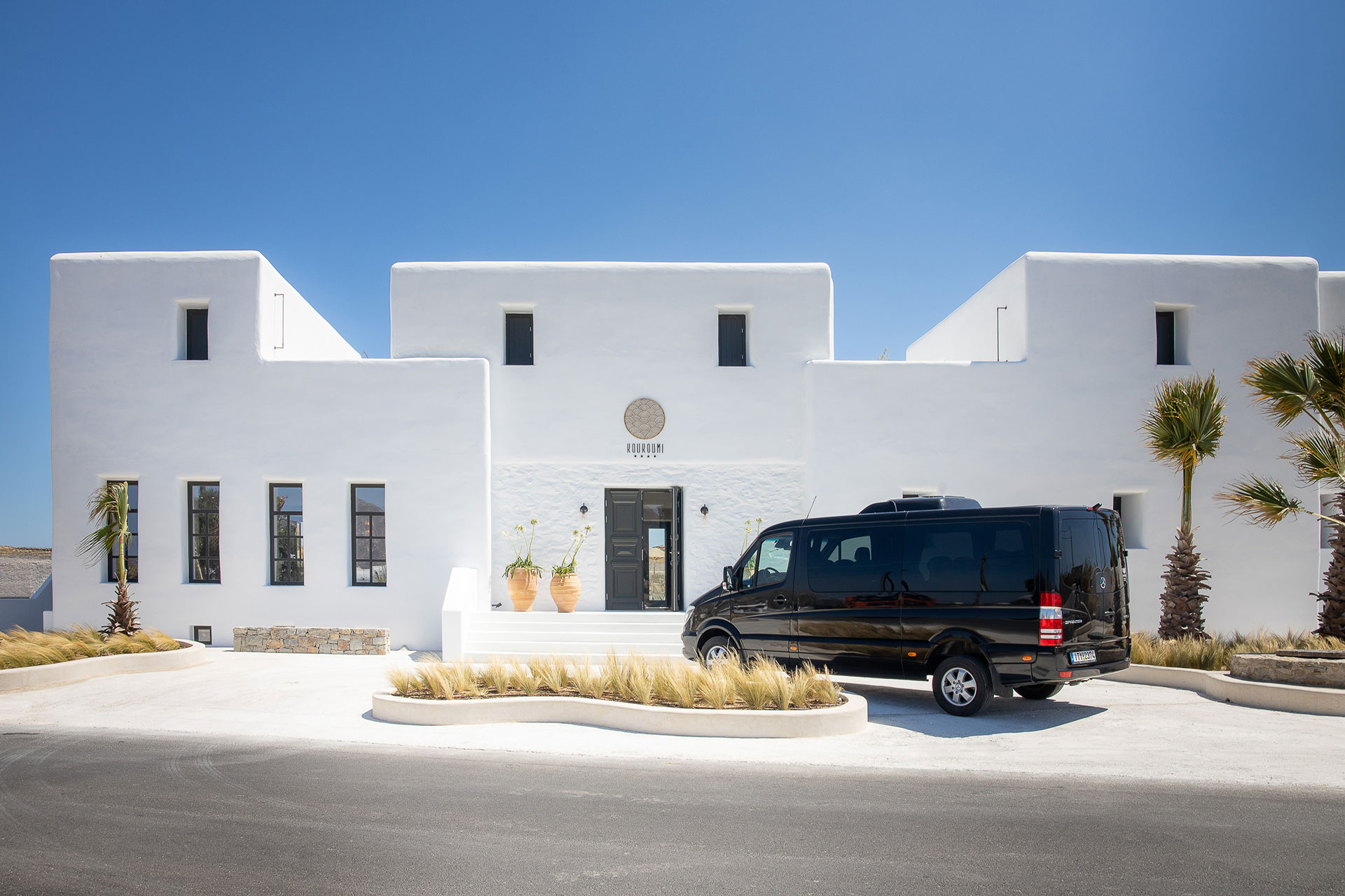 Koukoumi Vegan Hotel exterior