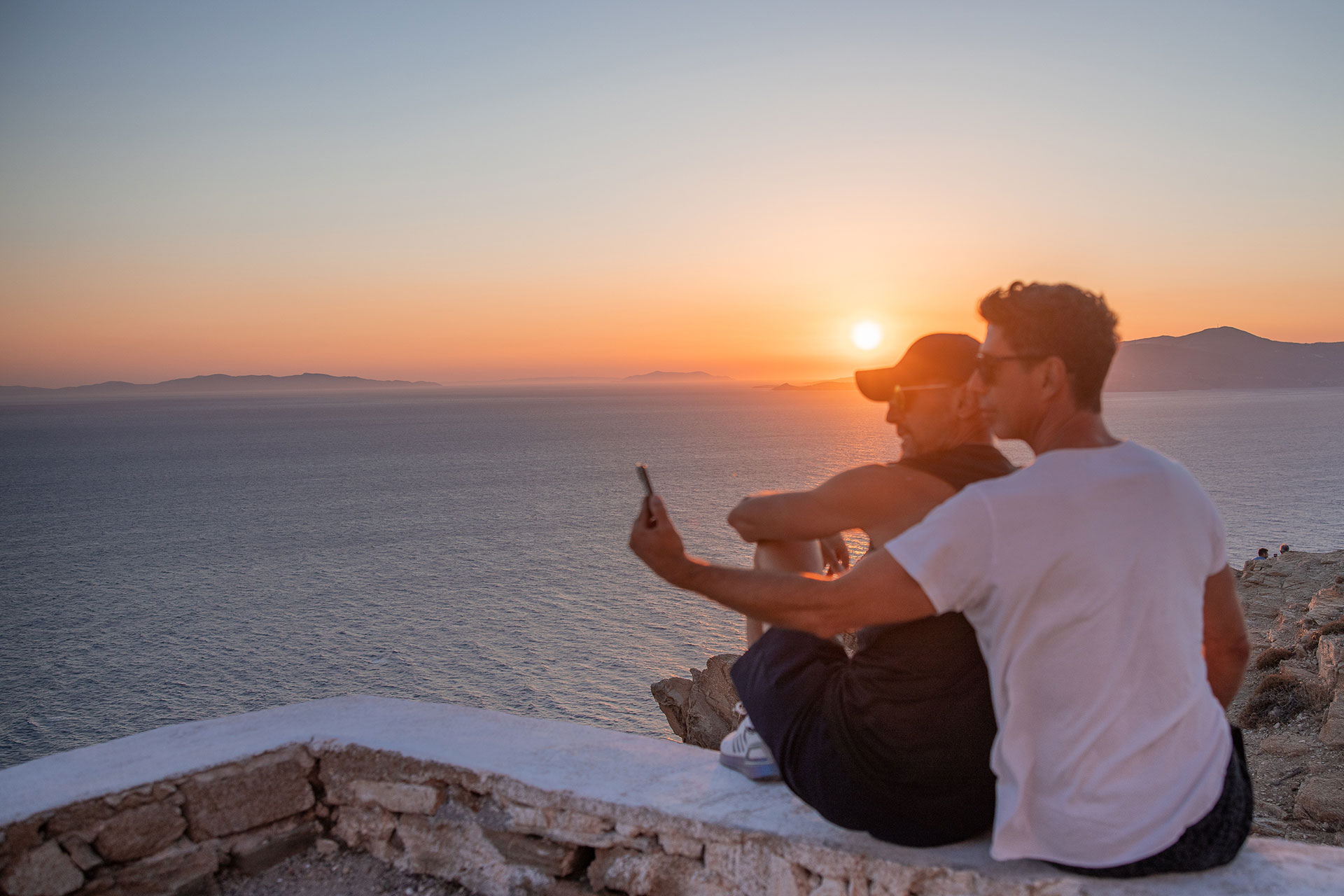 Koukoumi Vegan Hotel visitors watching the sunset