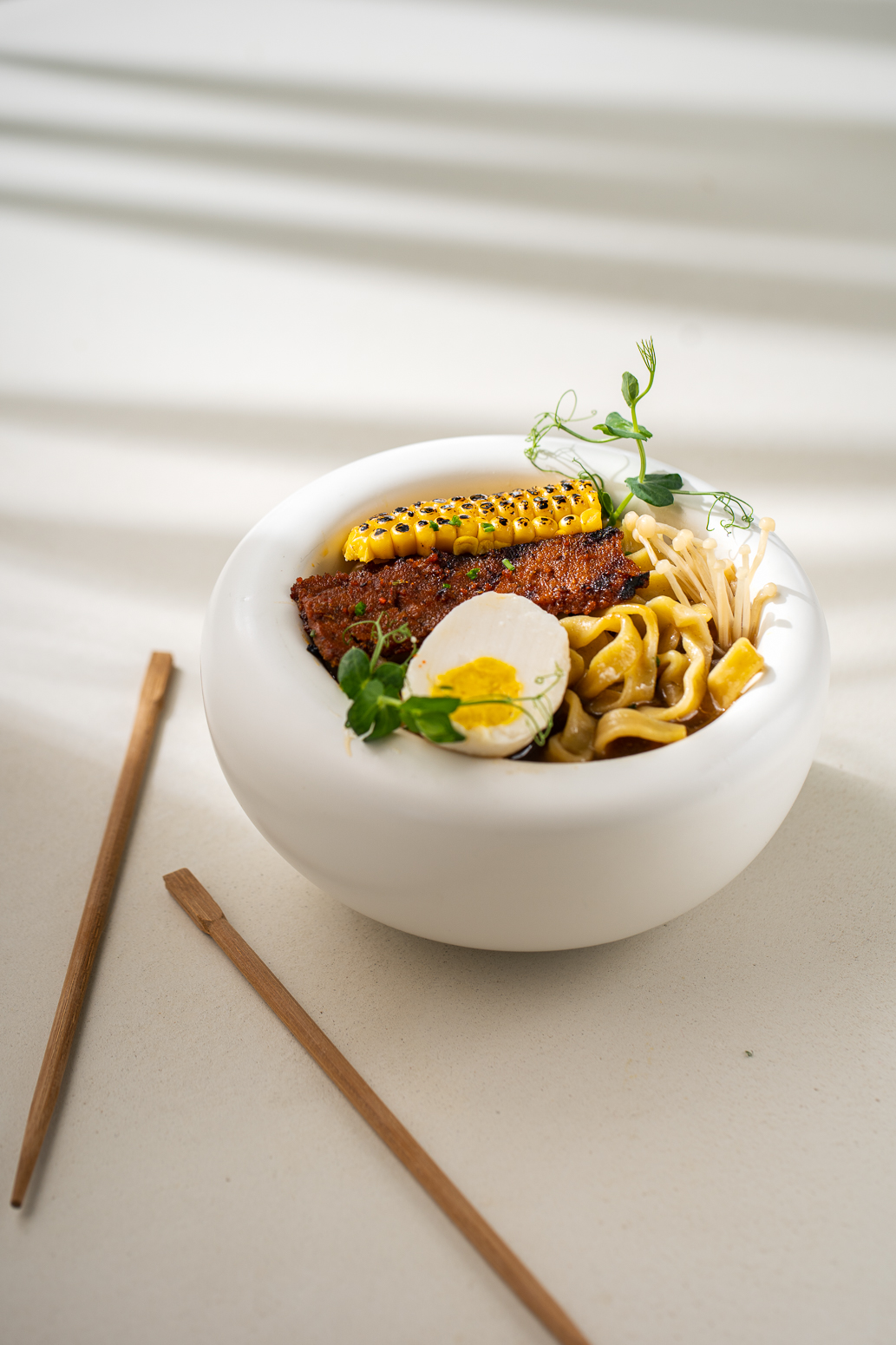 Koukoumi Vegan Hotel restaurant noodles