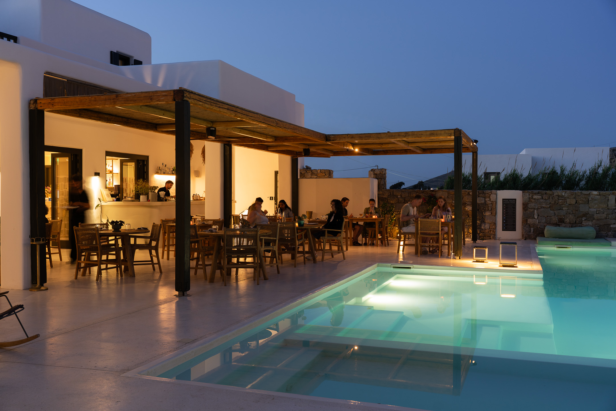 Koukoumihotelmykonosrestaurant1