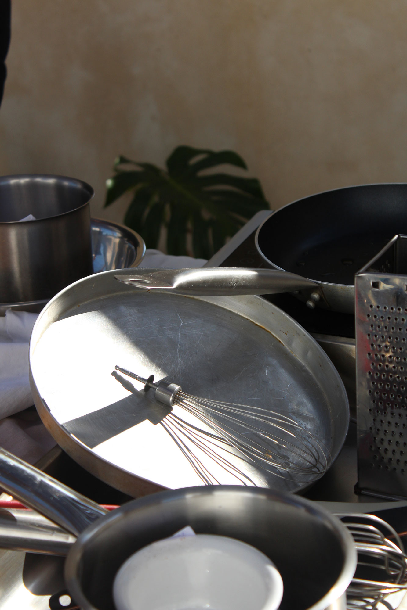 Koukoumi Vegan Hotel cooking classes kitchenware