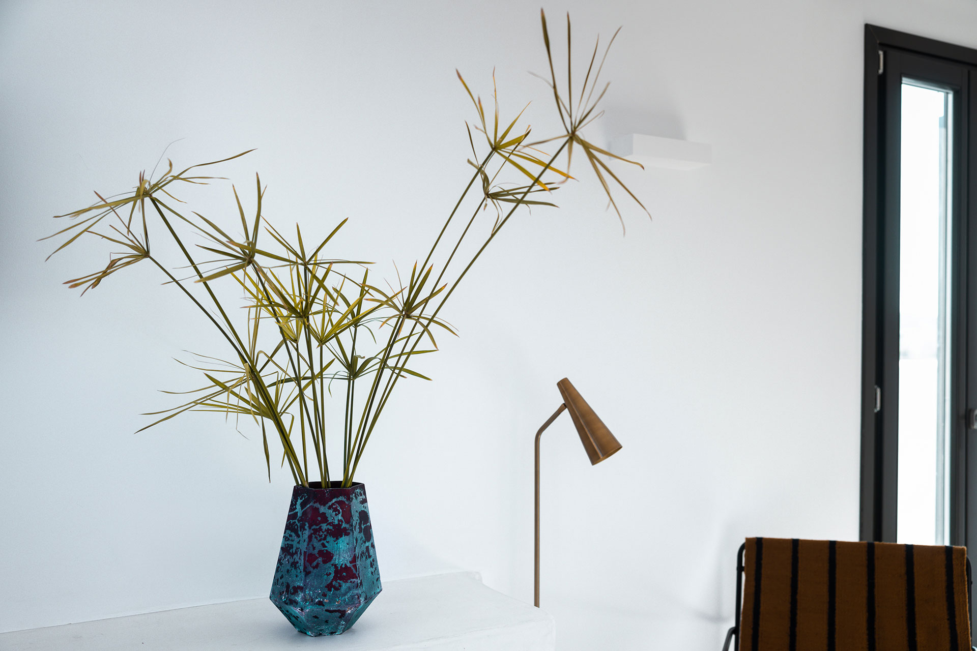 Koukoumi Vegan Hotel executive suite decorations