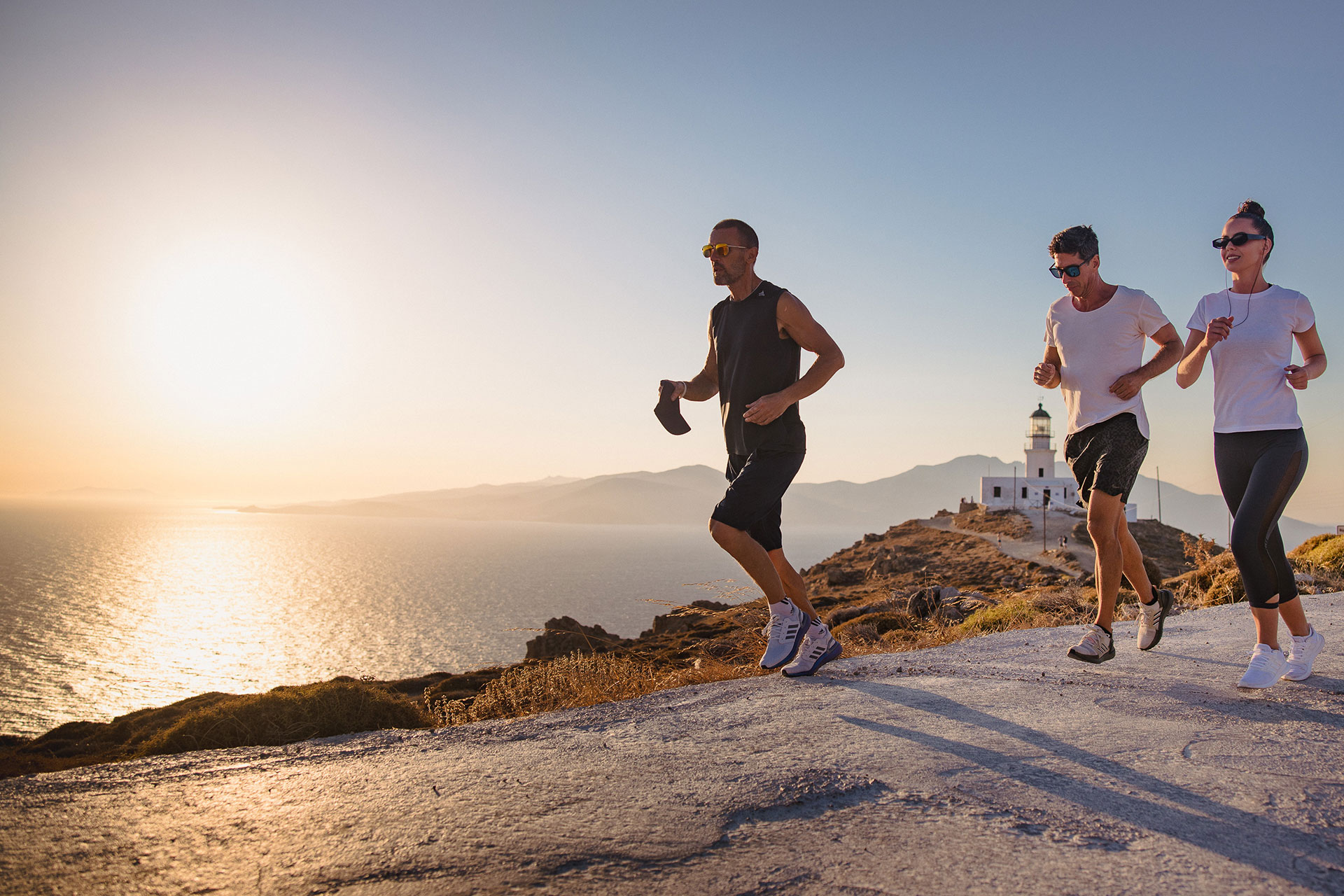 Koukoumi Vegan Hotel visitor group jogging