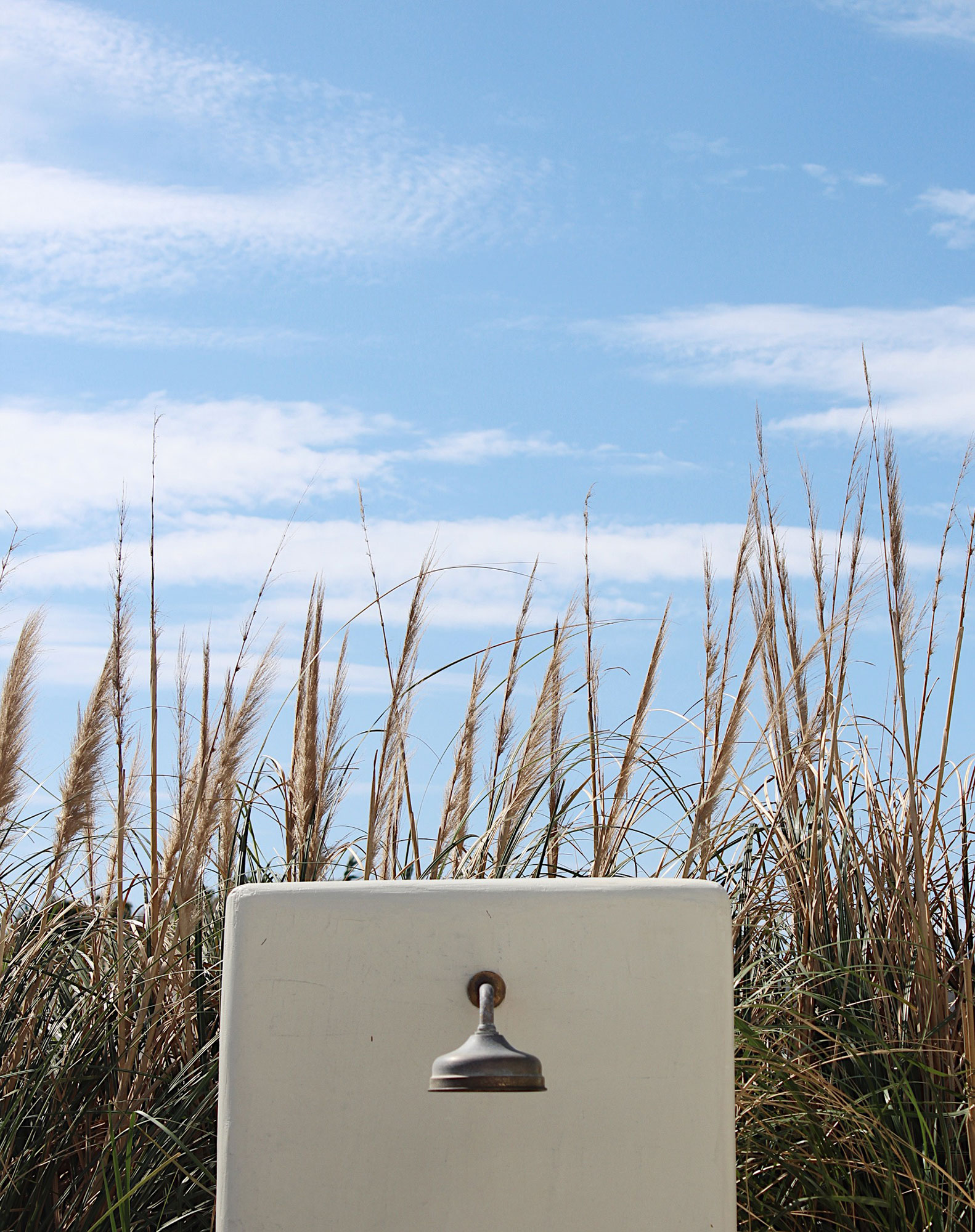 Koukoumi Vegan Hotel pool shower
